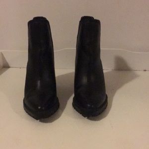 Sam Edelman black ankle boot with heel